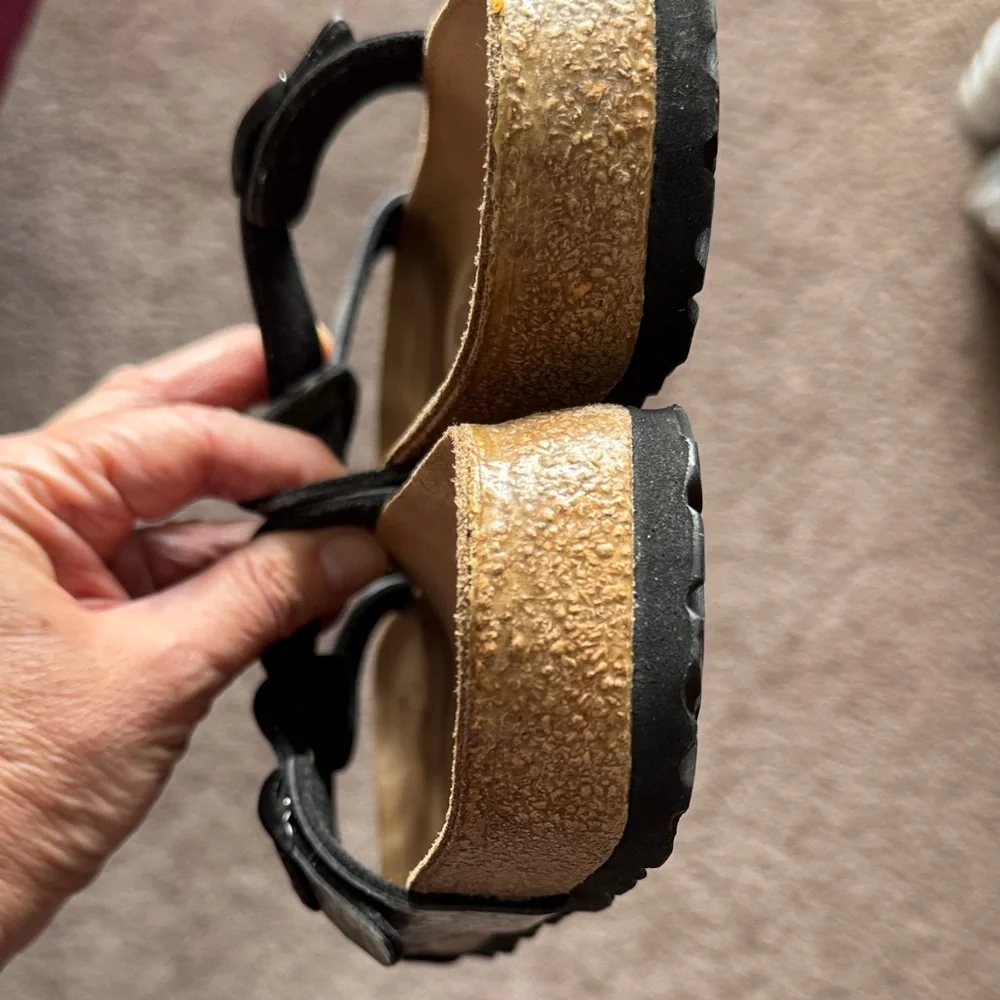 Birkenstock Birkis Metallic Bronze Crossover Straps. Snakeskin look. Size 38